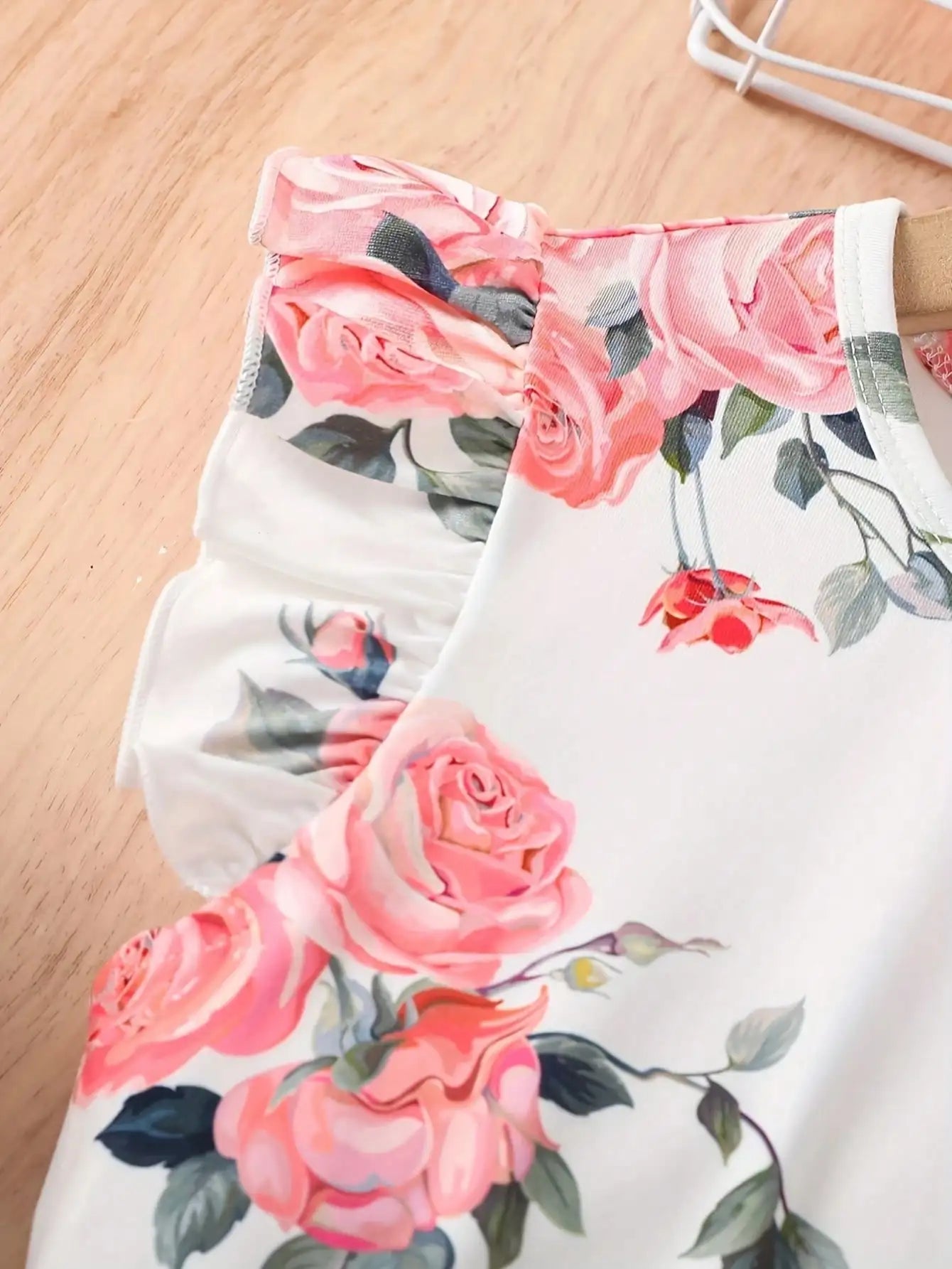 202 casual spring and autumn girls' children's clothing with small flying sleeves and floral print round neck cute fluffy dress