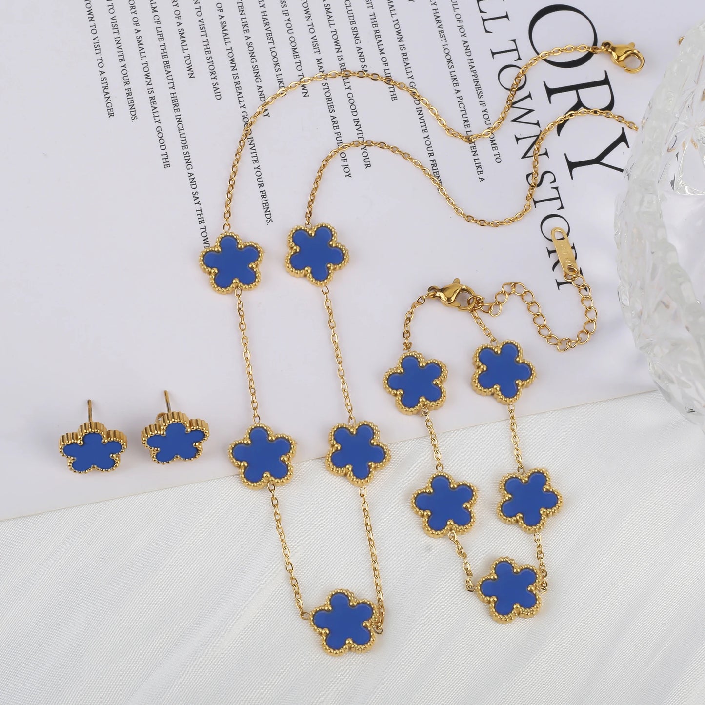 Simple 316L Stainless Steel Flower Five Leaf Necklace Bracelet Earrings 18K Gold Plated Jewelry Set for Women Girl Gift Clover