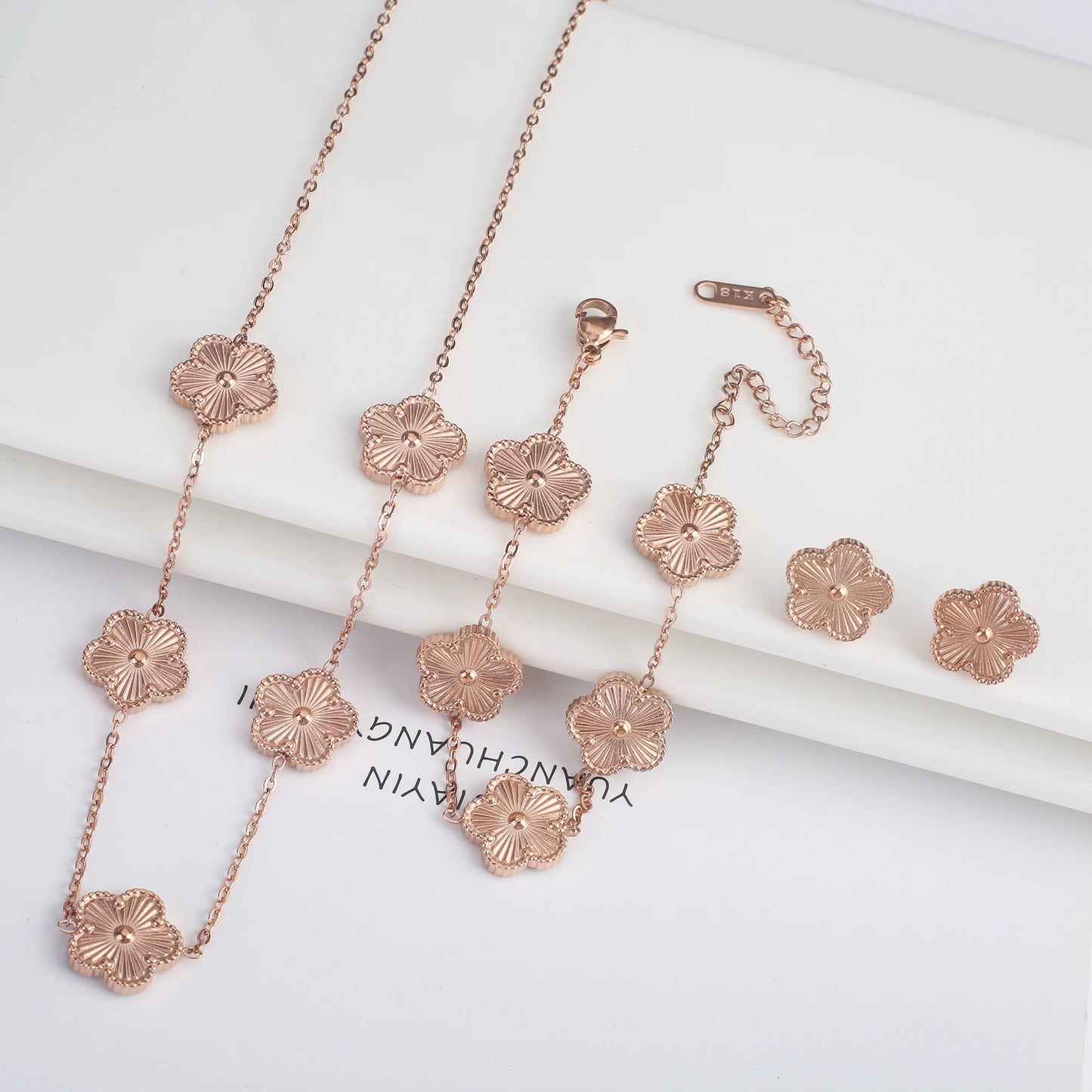 Simple 316L Stainless Steel Flower Five Leaf Necklace Bracelet Earrings 18K Gold Plated Jewelry Set for Women Girl Gift Clover
