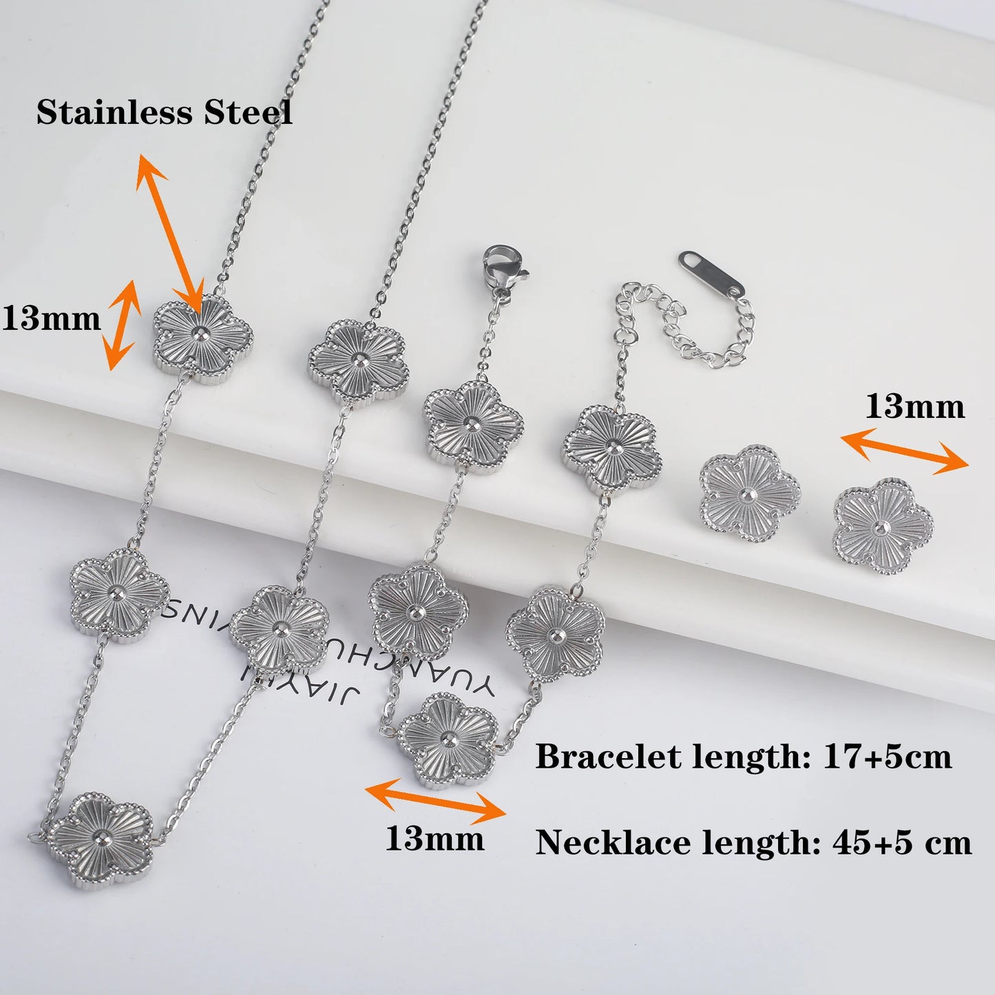 Simple 316L Stainless Steel Flower Five Leaf Necklace Bracelet Earrings 18K Gold Plated Jewelry Set for Women Girl Gift Clover