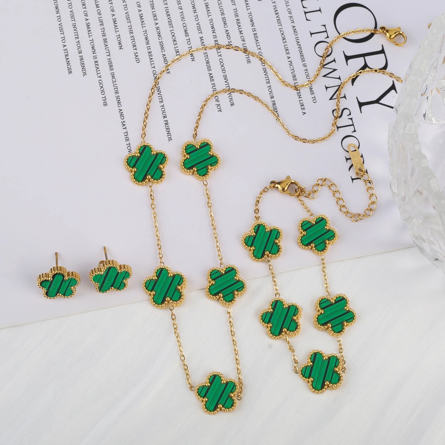 Simple 316L Stainless Steel Flower Five Leaf Necklace Bracelet Earrings 18K Gold Plated Jewelry Set for Women Girl Gift Clover